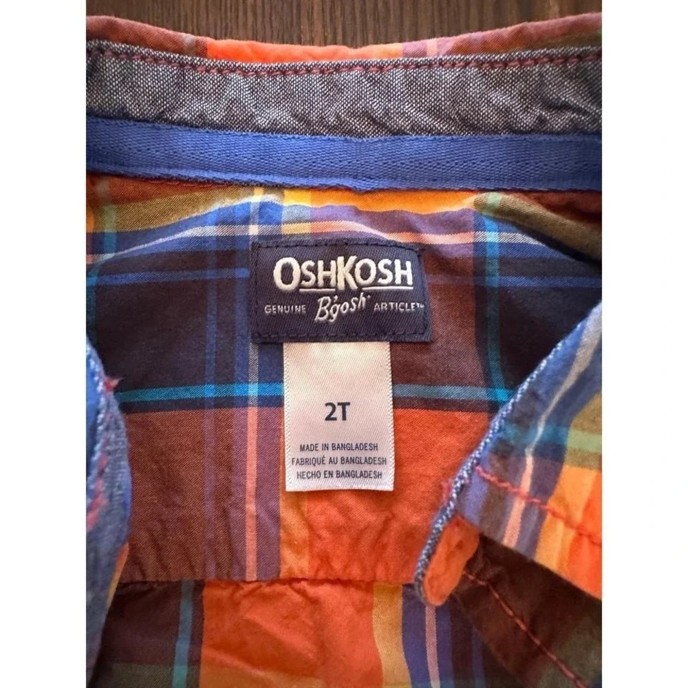 Oshkosh B'gosh boys 2T button long sleeve button‎ up plaid shirt
